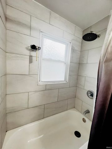 1329 Fremont Street, South Bend, IN 46628