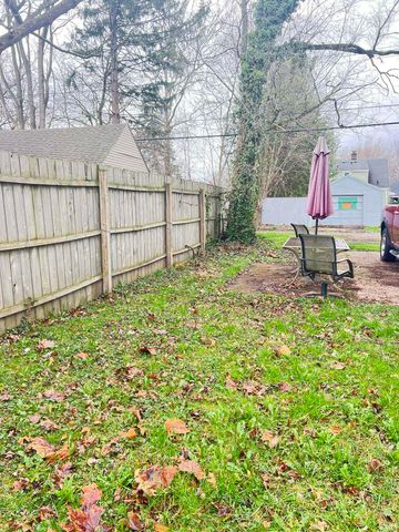 1329 Fremont Street, South Bend, IN 46628