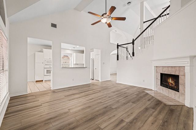 3641 Blue Spruce Drive, Fort Worth, TX 76040