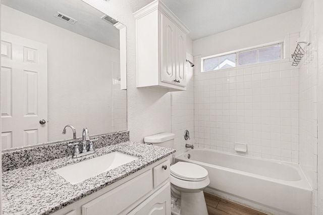 3641 Blue Spruce Drive, Fort Worth, TX 76040