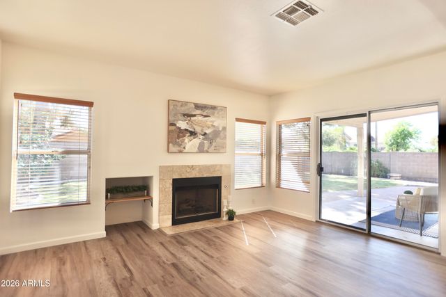 3337 E BEARDSLEY Road, Phoenix, AZ 85050