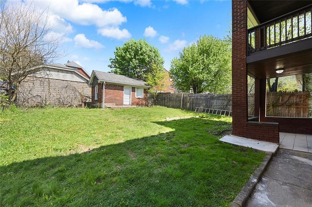 307 Church Avenue, Mt Oliver, PA 15210