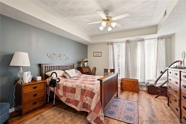 925 E 7th Street 101, Jeffersonville, IN 47130