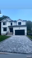 52 Estella Avenue, North Caldwell, NJ 07006