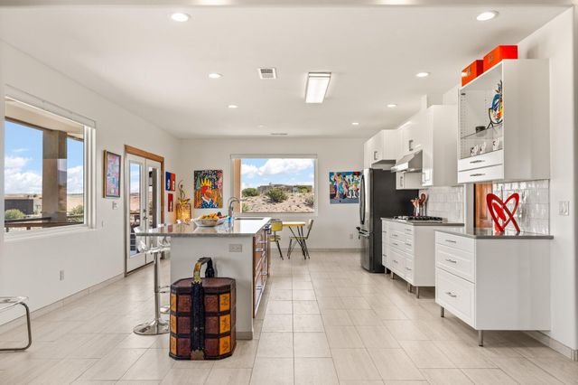 16 Mimbres Court, Placitas, NM 87043