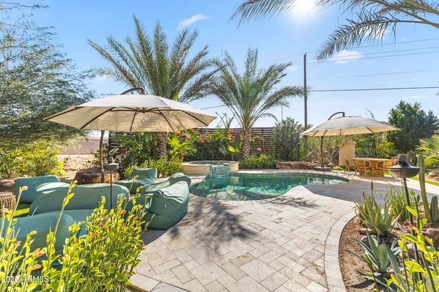 813 N 110TH Street, Mesa, AZ 85207