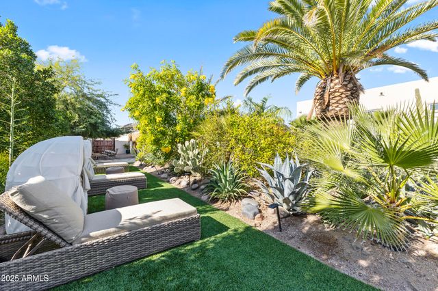 813 N 110TH Street, Mesa, AZ 85207