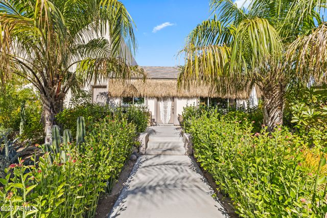 813 N 110TH Street, Mesa, AZ 85207