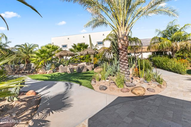 813 N 110TH Street, Mesa, AZ 85207