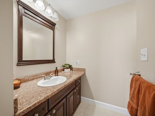 105 Louise St, Center Twp, PA 15061