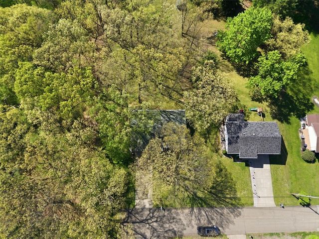 105 Louise St, Center Twp, PA 15061