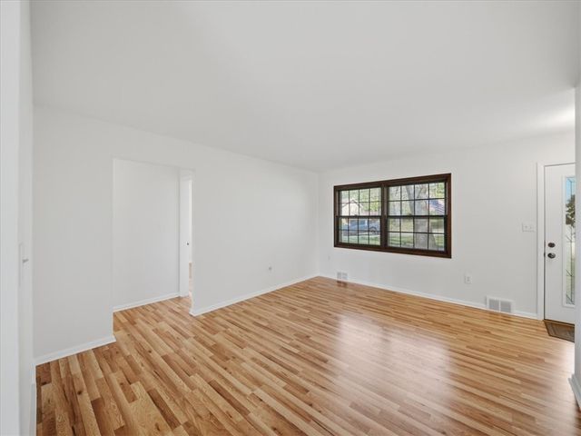 105 Louise St, Center Twp, PA 15061