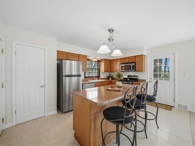 105 Louise St, Center Twp, PA 15061