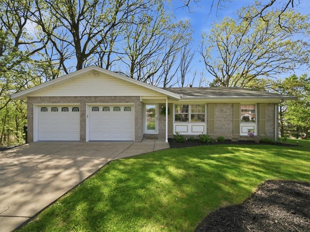 105 Louise St, Center Twp, PA 15061