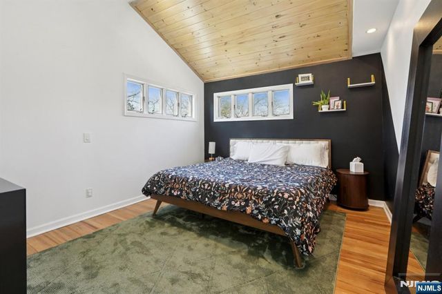 67 Woodland Avenue, Verona, NJ 07044