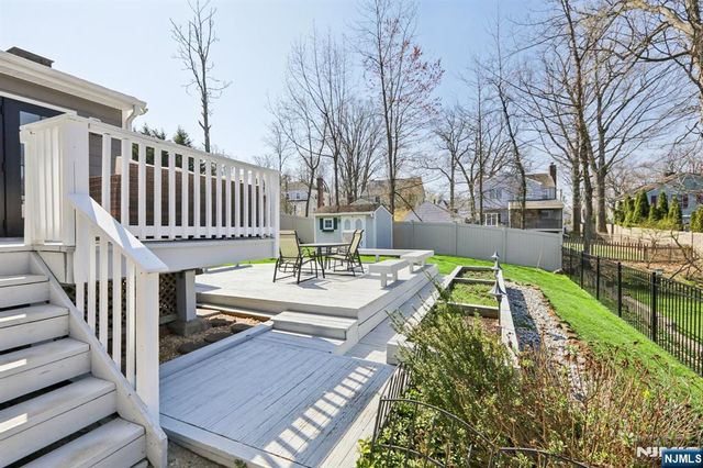 67 Woodland Avenue, Verona, NJ 07044