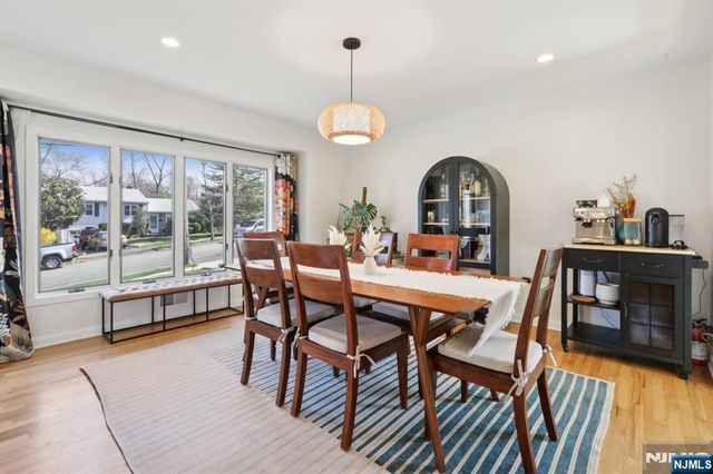 67 Woodland Avenue, Verona, NJ 07044