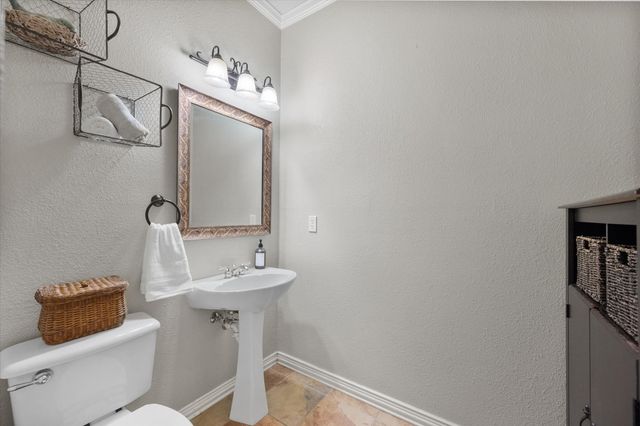 1018 Brook Arbor Drive, Mansfield, TX 76063