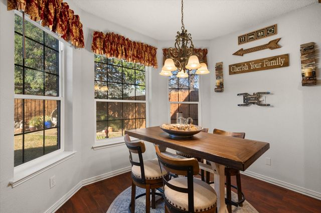 1018 Brook Arbor Drive, Mansfield, TX 76063