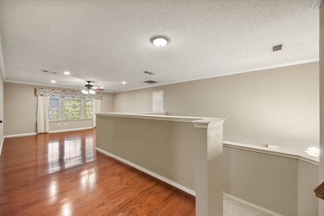 1018 Brook Arbor Drive, Mansfield, TX 76063