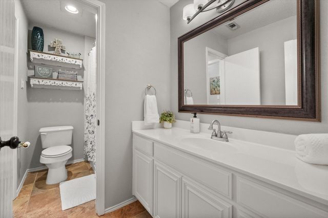 1018 Brook Arbor Drive, Mansfield, TX 76063