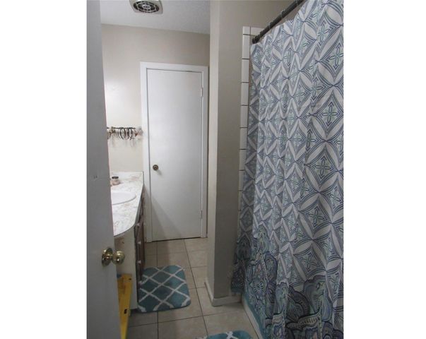 320 N Cleveland Avenue, Sherman, TX 75090