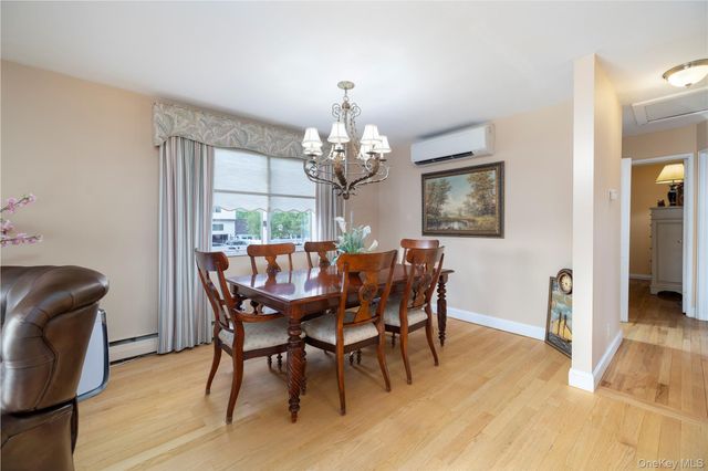 2575 Bayview Avenue, Wantagh, NY 11793