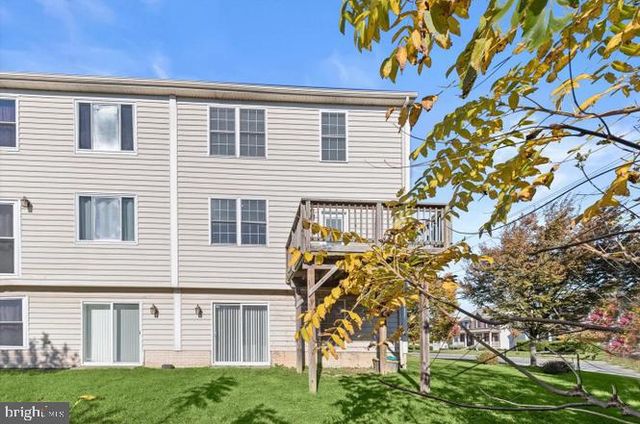 1 KARENDALE CT, Baltimore, MD 21244