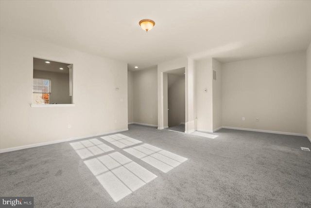 1 KARENDALE CT, Baltimore, MD 21244