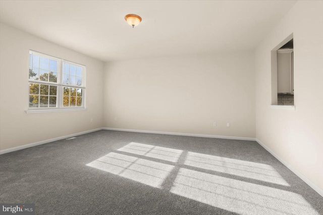 1 KARENDALE CT, Baltimore, MD 21244