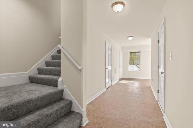 1 KARENDALE CT, Baltimore, MD 21244