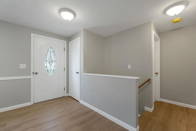26 Packard Drive, Merrimack, NH 03054