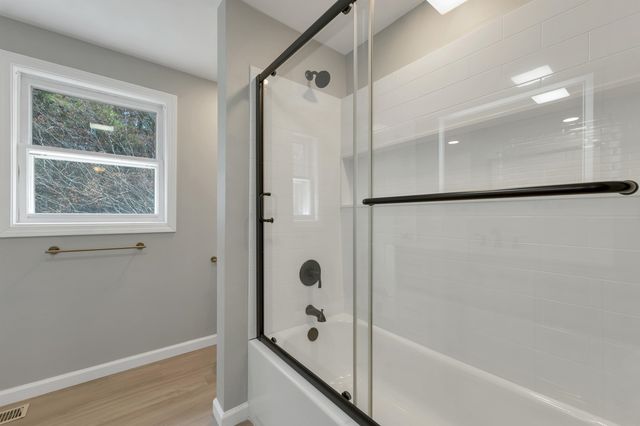 26 Packard Drive, Merrimack, NH 03054