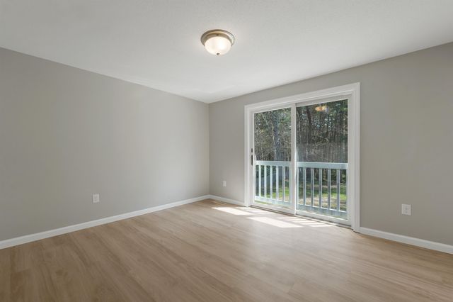 26 Packard Drive, Merrimack, NH 03054