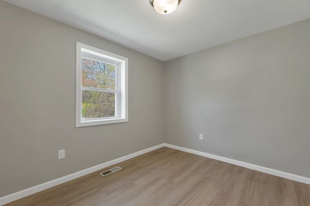 26 Packard Drive, Merrimack, NH 03054