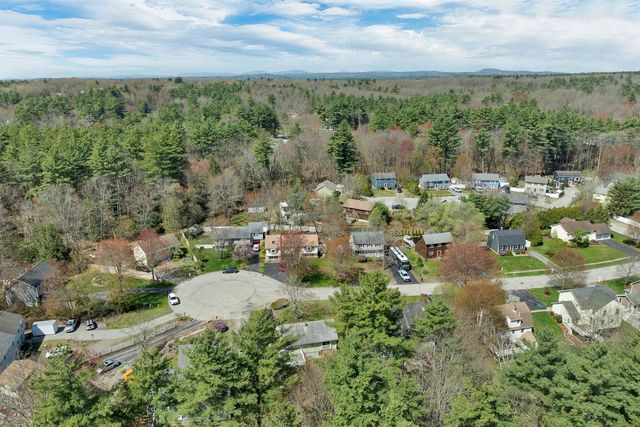 26 Packard Drive, Merrimack, NH 03054