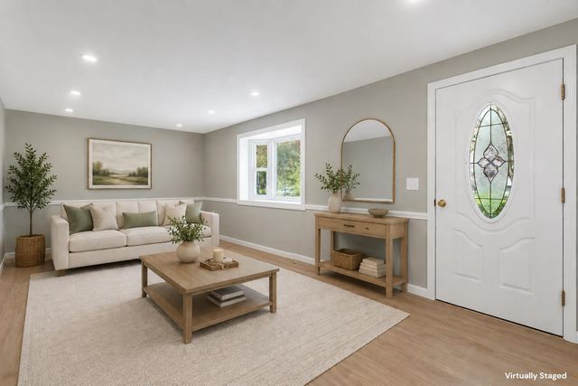 26 Packard Drive, Merrimack, NH 03054