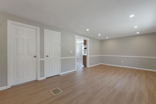 26 Packard Drive, Merrimack, NH 03054