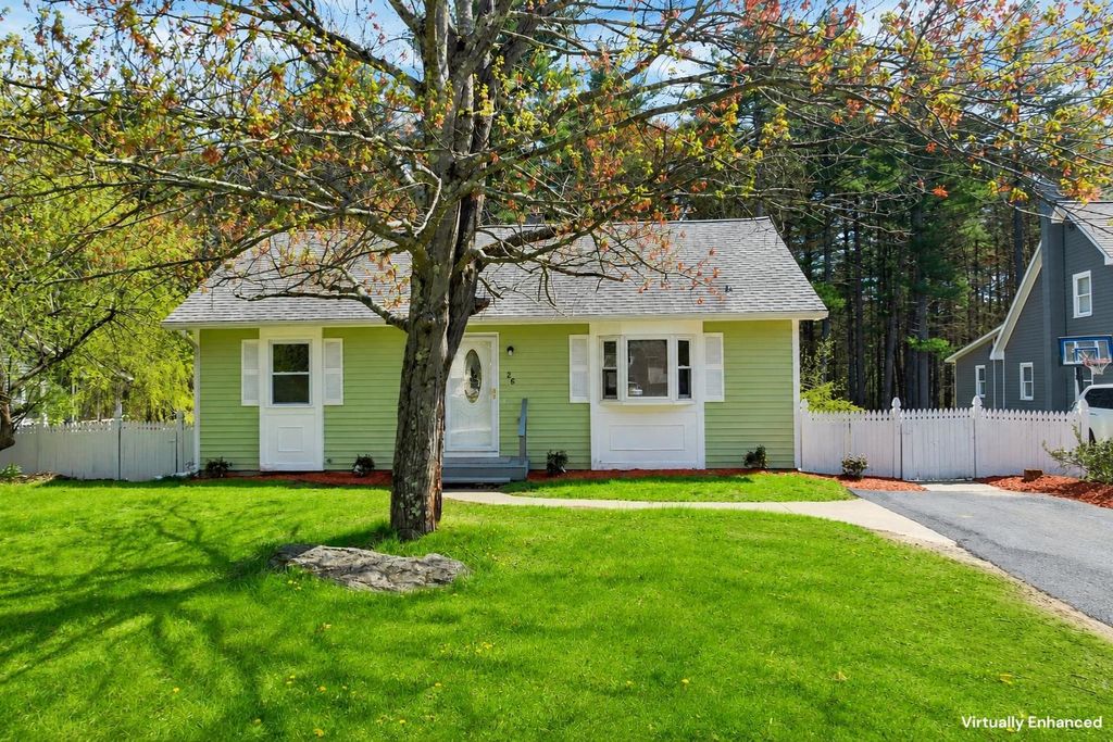 26 Packard Drive, Merrimack, NH 03054