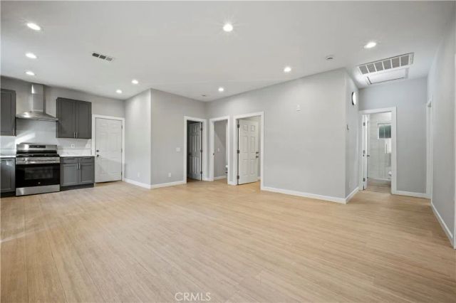 1584 W Wakefield Avenue B, Anaheim, CA 92802