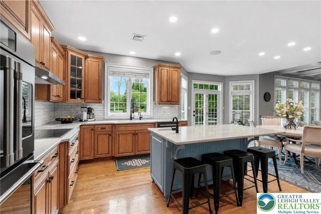 1866 Obriens Court, Lower Saucon Twp, PA 18015