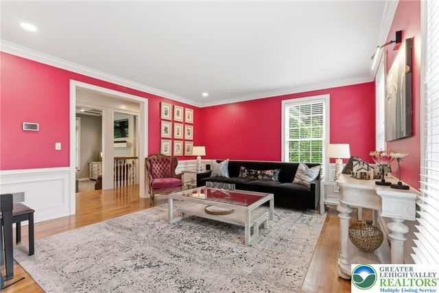 1866 Obriens Court, Lower Saucon Twp, PA 18015