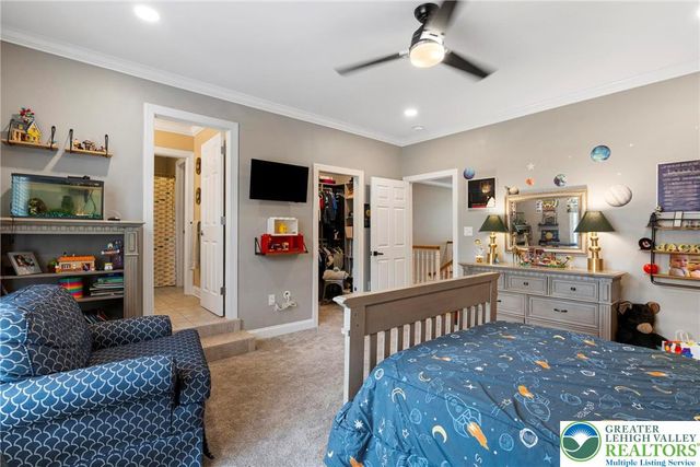 1866 Obriens Court, Lower Saucon Twp, PA 18015
