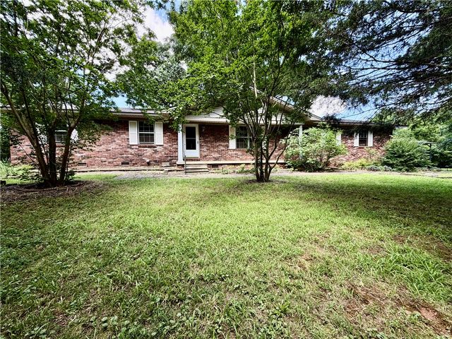 1309 Old Hwy 124, Russellville, AR 72802