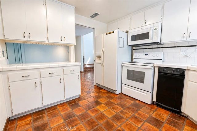 3421 Timber Lake 42, Costa Mesa, CA 92626