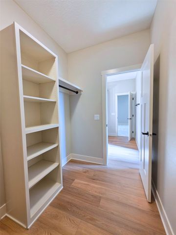 2308 N 7th Street, Indianola, IA 50125