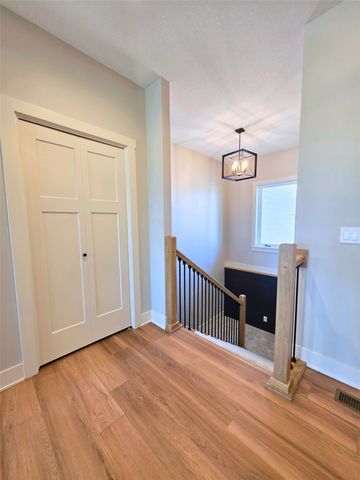 2308 N 7th Street, Indianola, IA 50125