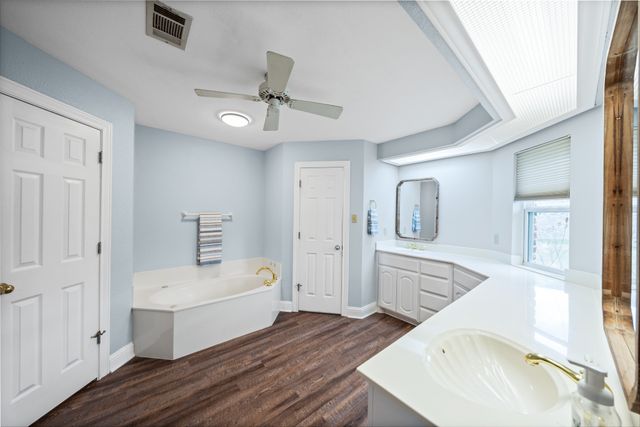 1061 White Bluff Drive, Whitney, TX 76692