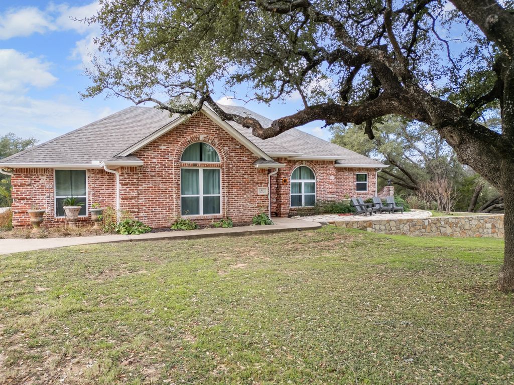 1061 White Bluff Drive, Whitney, TX 76692
