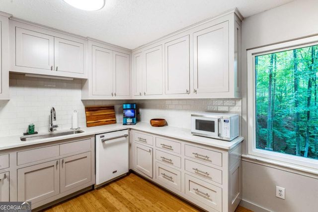 482 Shady Lane Circle, Canton, GA 30115